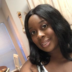 Meet your Posher, Marla